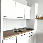 Apartment Kolejowa 28 *