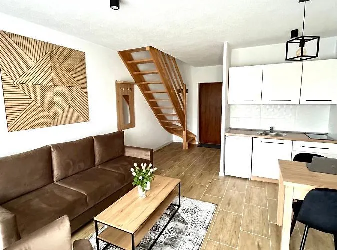 Kolejowa 28 * Ustronie Morskie