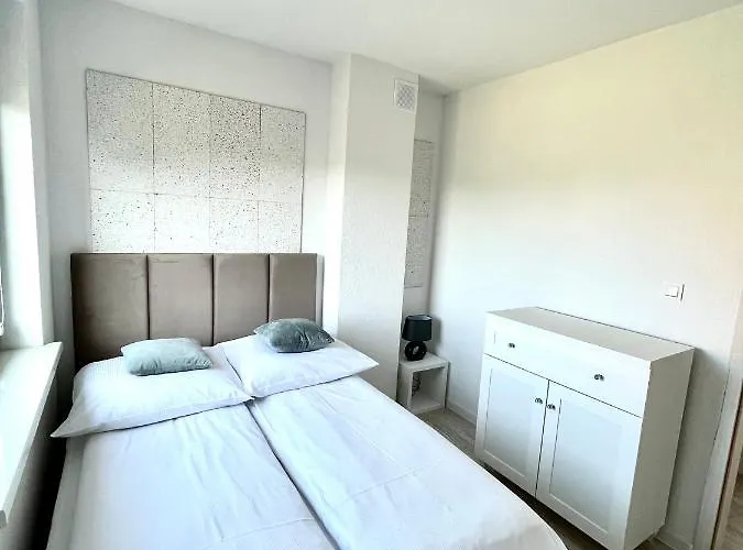 Kolejowa 28 Ustronie Morskie